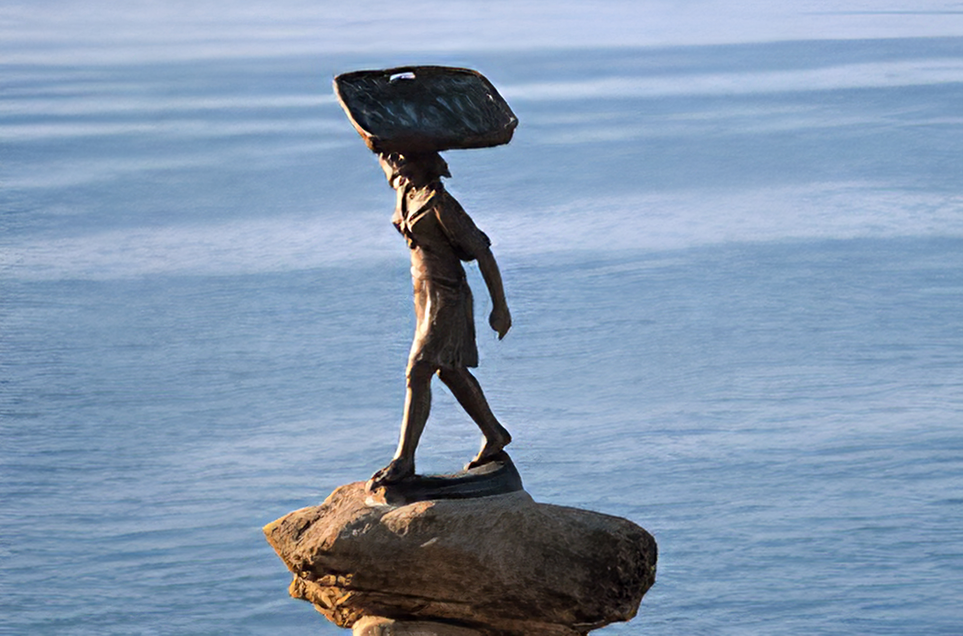 Escultura "A Peixeira"